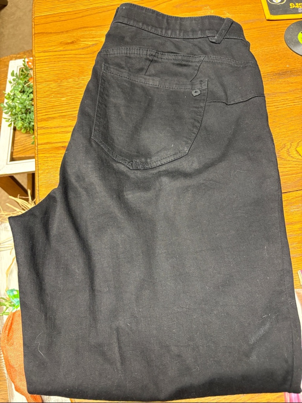 High-Rise Women's Jeans — Black